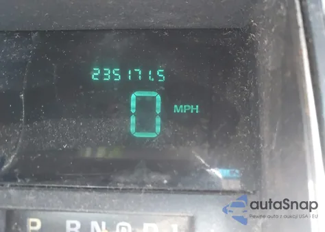 1990 Lincoln Town Car Signature from USA, damaged, VIN 1LNLM82F2LY744198